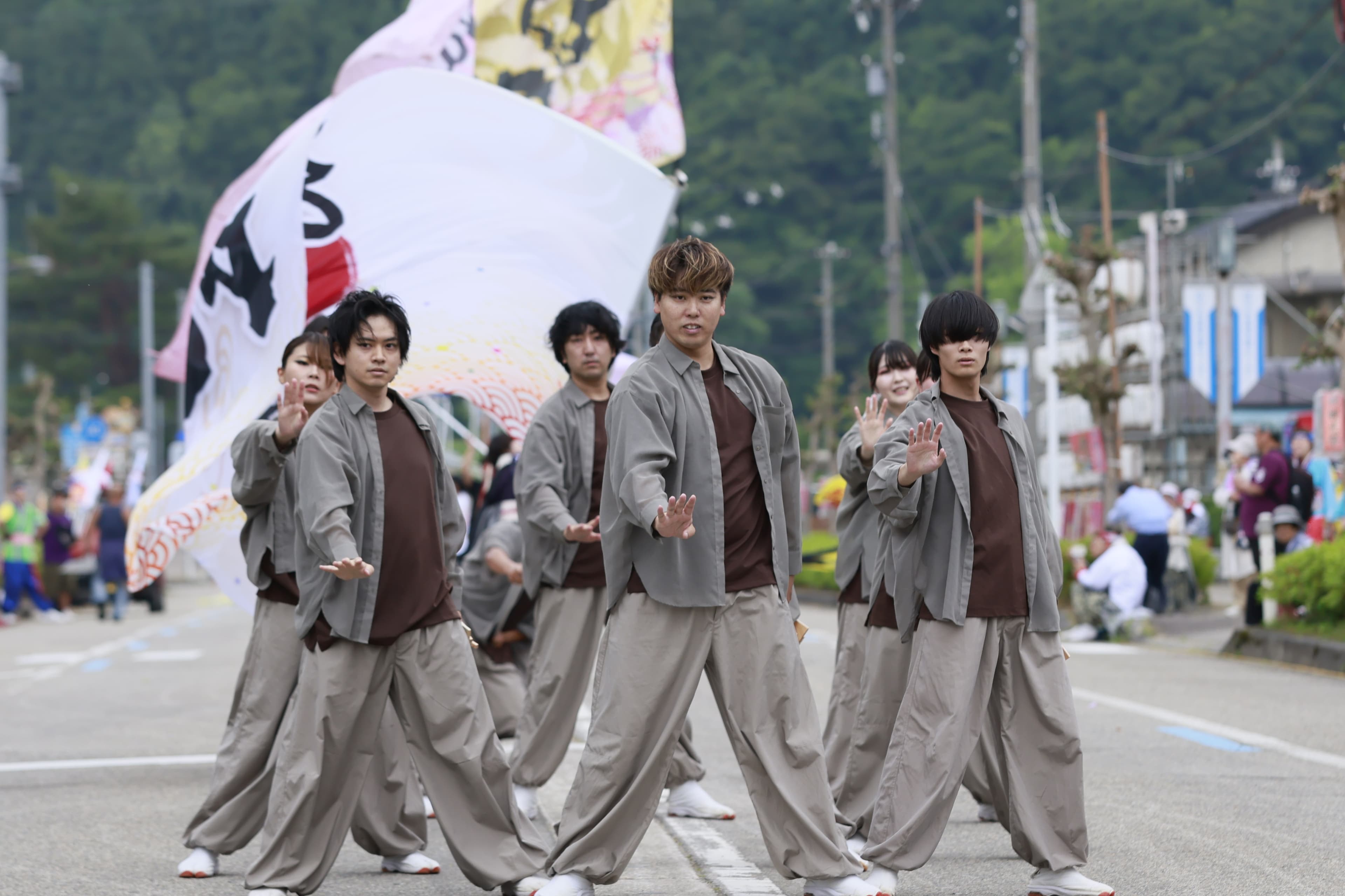 庄川観光祭で踊らせていただきました!|富山・砺波市のお祭りで満福が演舞